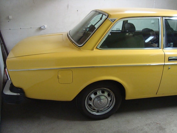 Volvo 142 3 of 4