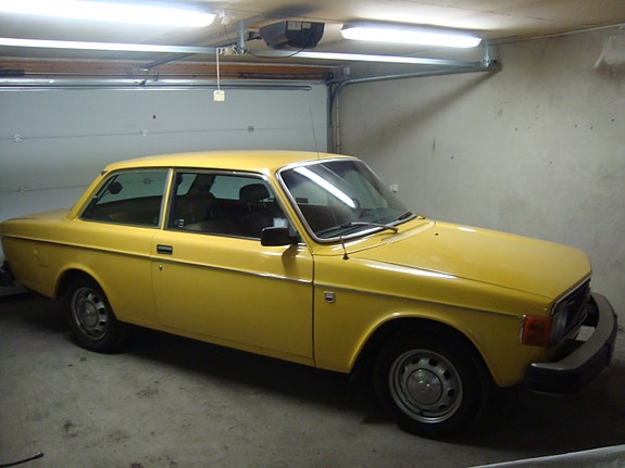 Volvo 142 4 of 4