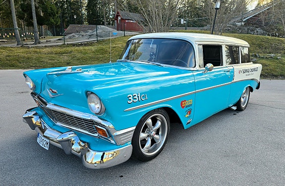 Chevrolet 210