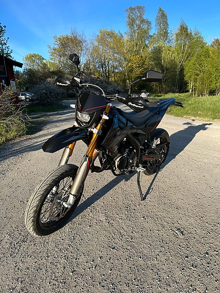 Rieju Drac SM Pro Black Edition 2 of 13