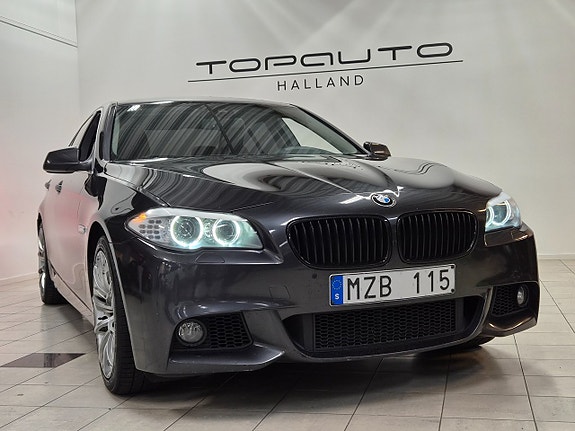 BMW 520d 2 of 5