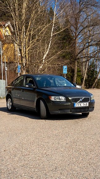 Volvo S40 3 of 10