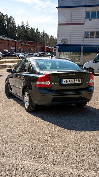 Volvo S40 2 of 10