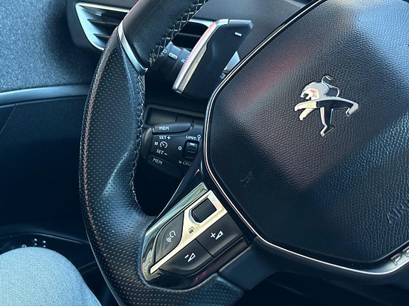Peugeot 3008 27 of 30