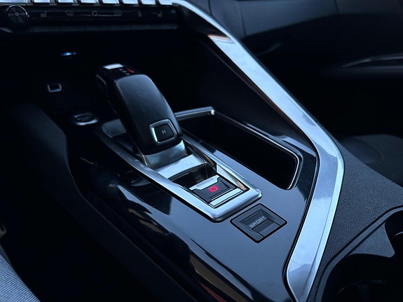 Peugeot 3008 15 of 30