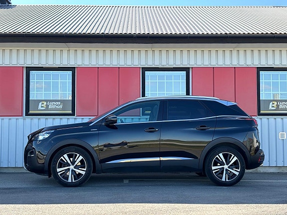 Peugeot 3008 3 of 5