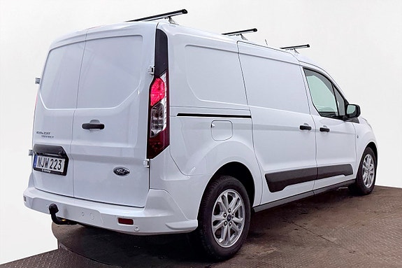 Ford Transit Connect 6 of 23