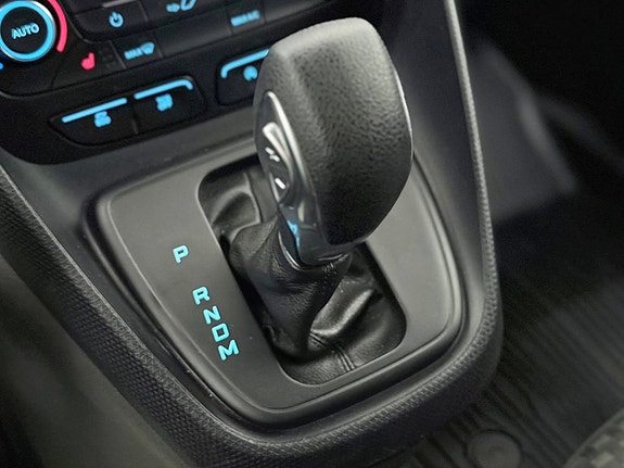 Ford Transit Connect 21 of 23