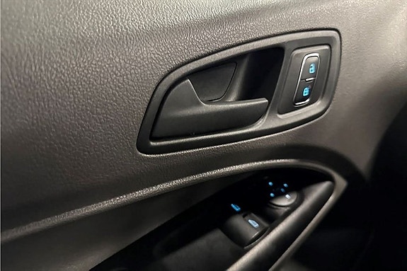 Ford Transit Connect 22 of 23