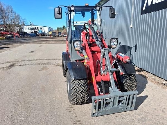 Weidemann 1390 HYTT 2 of 5