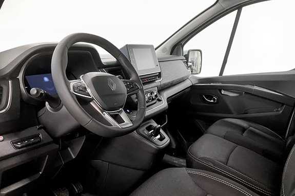 Renault Trafic 7 of 10