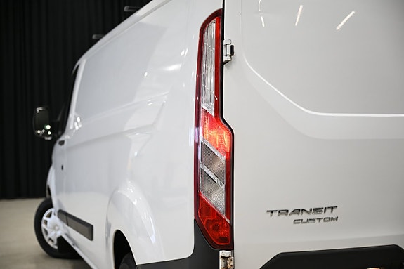 Ford Transit Custom 15 of 29