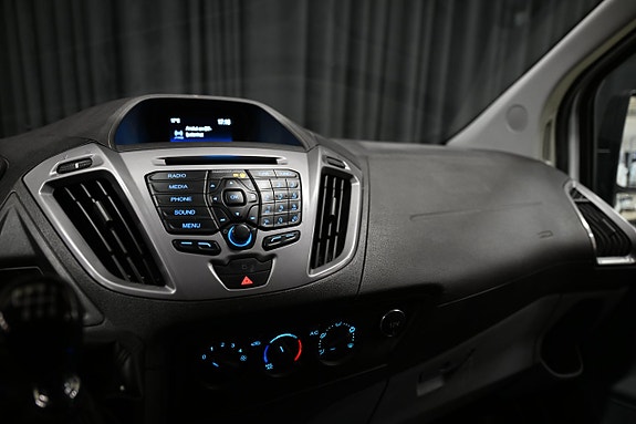 Ford Transit Custom 23 of 29