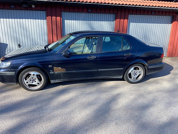 Saab 9-5 2 of 11