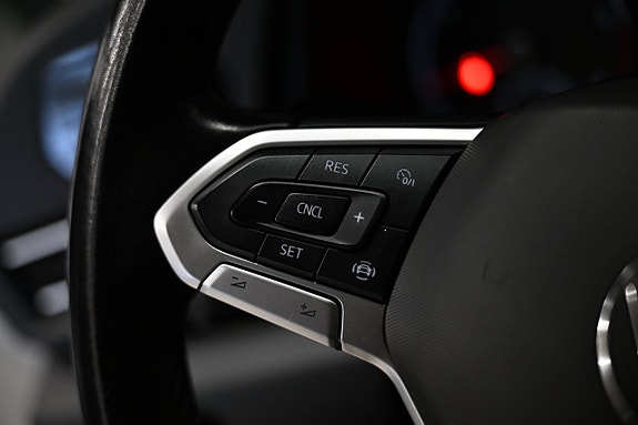 Volkswagen Caddy 23 of 30