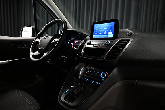 Ford Transit Connect 25 of 26