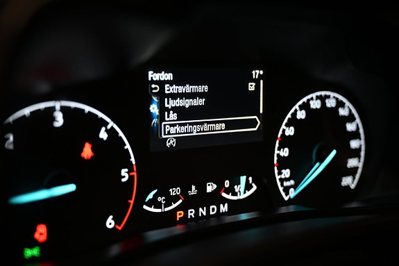 Ford Transit Connect 15 of 26