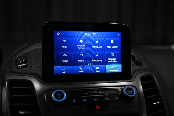 Ford Transit Connect 19 of 26