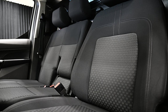 Ford Transit Connect 17 of 26