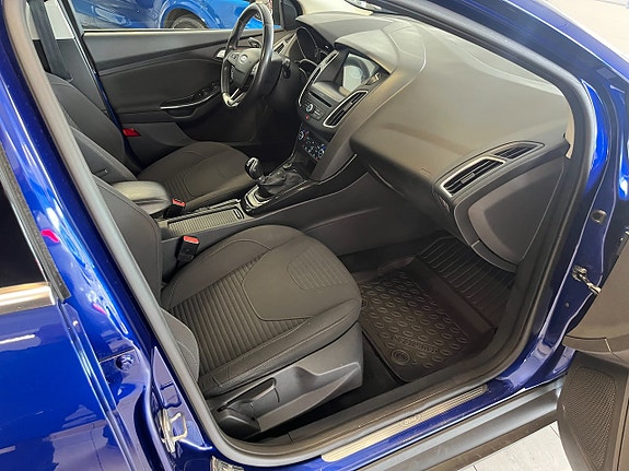 Ford Focus 8 of 11