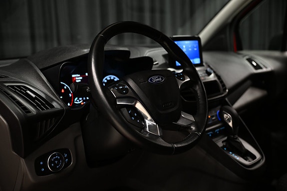 Ford Transit Connect 13 of 25