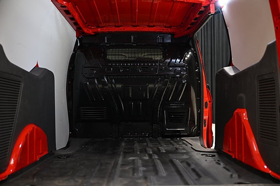 Ford Transit Connect 7 of 25