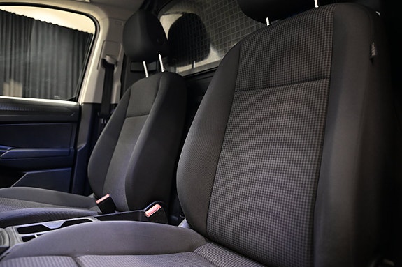 Volkswagen Caddy Maxi 20 of 30