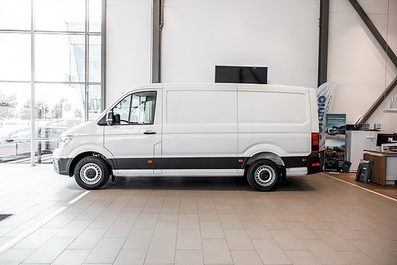 Volkswagen Crafter 2 of 4