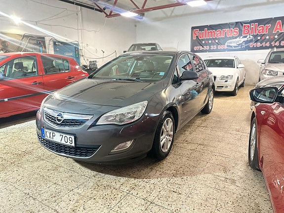 Opel Astra 3 of 5