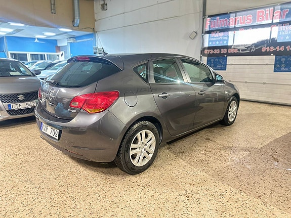 Opel Astra 5 of 5