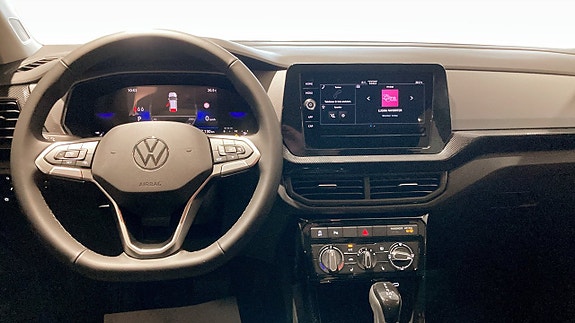 Volkswagen T-Cross 10 of 12
