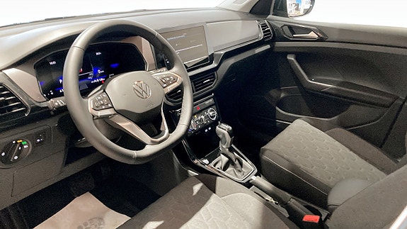 Volkswagen T-Cross 7 of 12