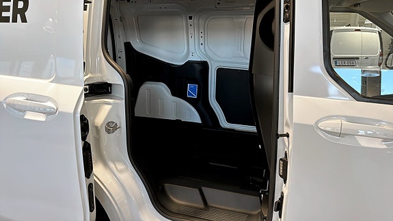 Ford E-Courier 5 of 5