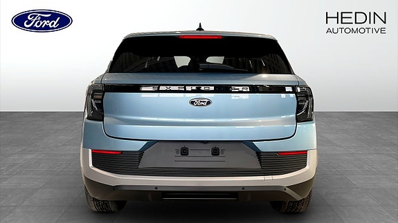 Ford Explorer 5 of 8