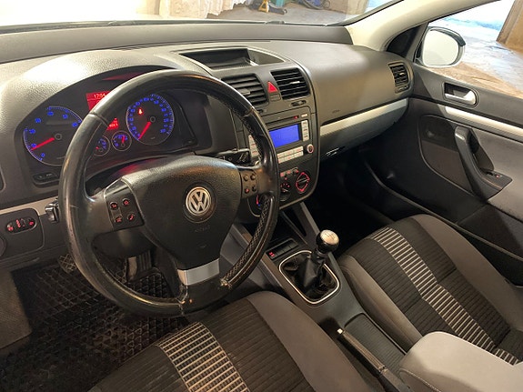 Volkswagen Golf-Serie 9 of 27