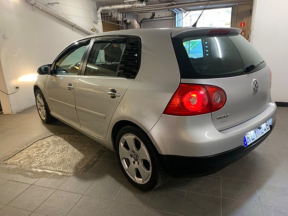 Volkswagen Golf-Serie 5 of 5