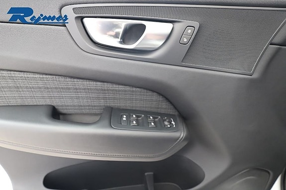 Volvo XC60 18 of 19