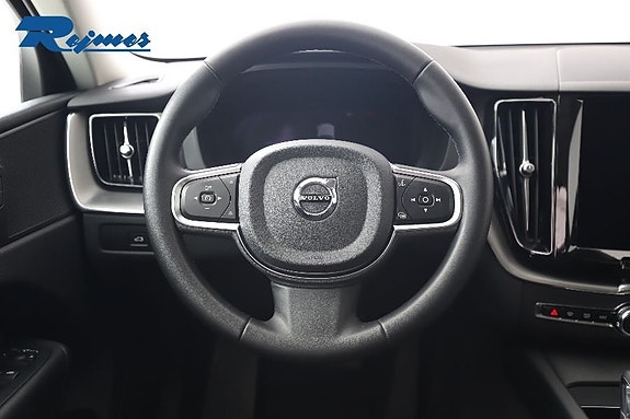 Volvo XC60 9 of 19