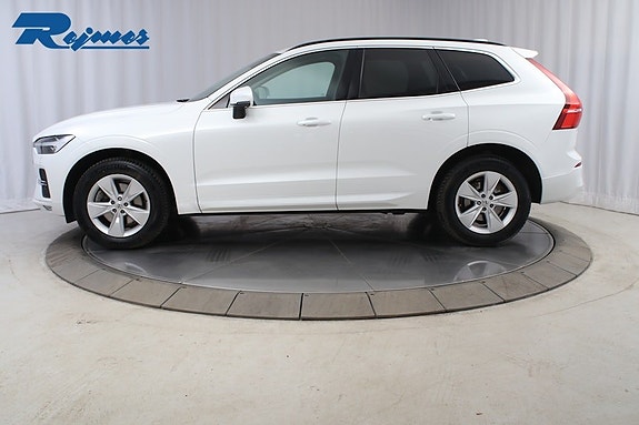 Volvo XC60 3 of 5