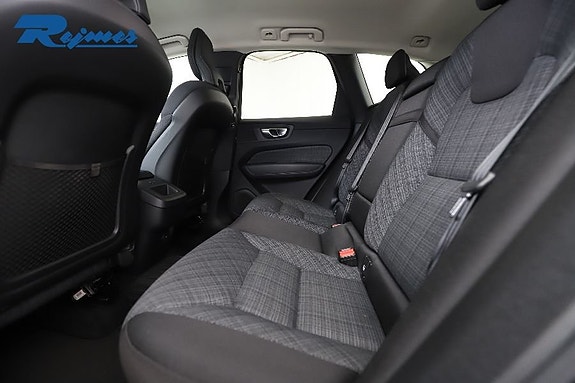 Volvo XC60 7 of 19