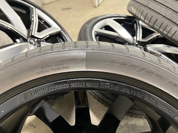 Product image 15 of 16
