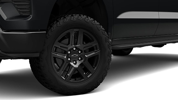 Chevrolet Silverado EV 4 of 22