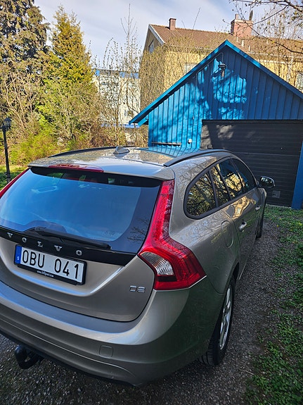 Volvo V60 3 of 5