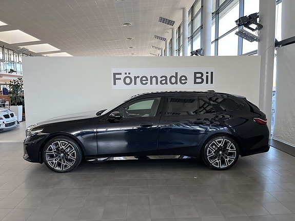 BMW 530e 3 of 14