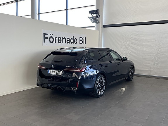 BMW 530e 13 of 14