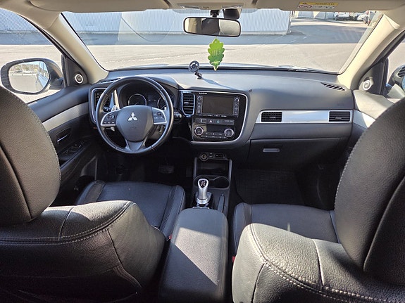 Mitsubishi Outlander 13 of 14