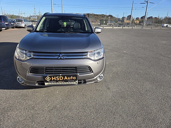 Mitsubishi Outlander 6 of 14