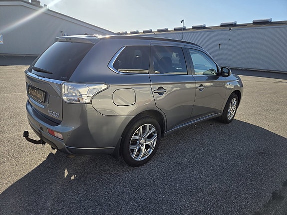Mitsubishi Outlander 9 of 14
