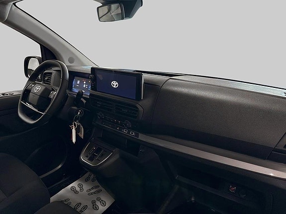 Toyota Proace 6 of 10