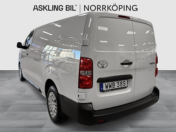 Toyota Proace 2 of 5